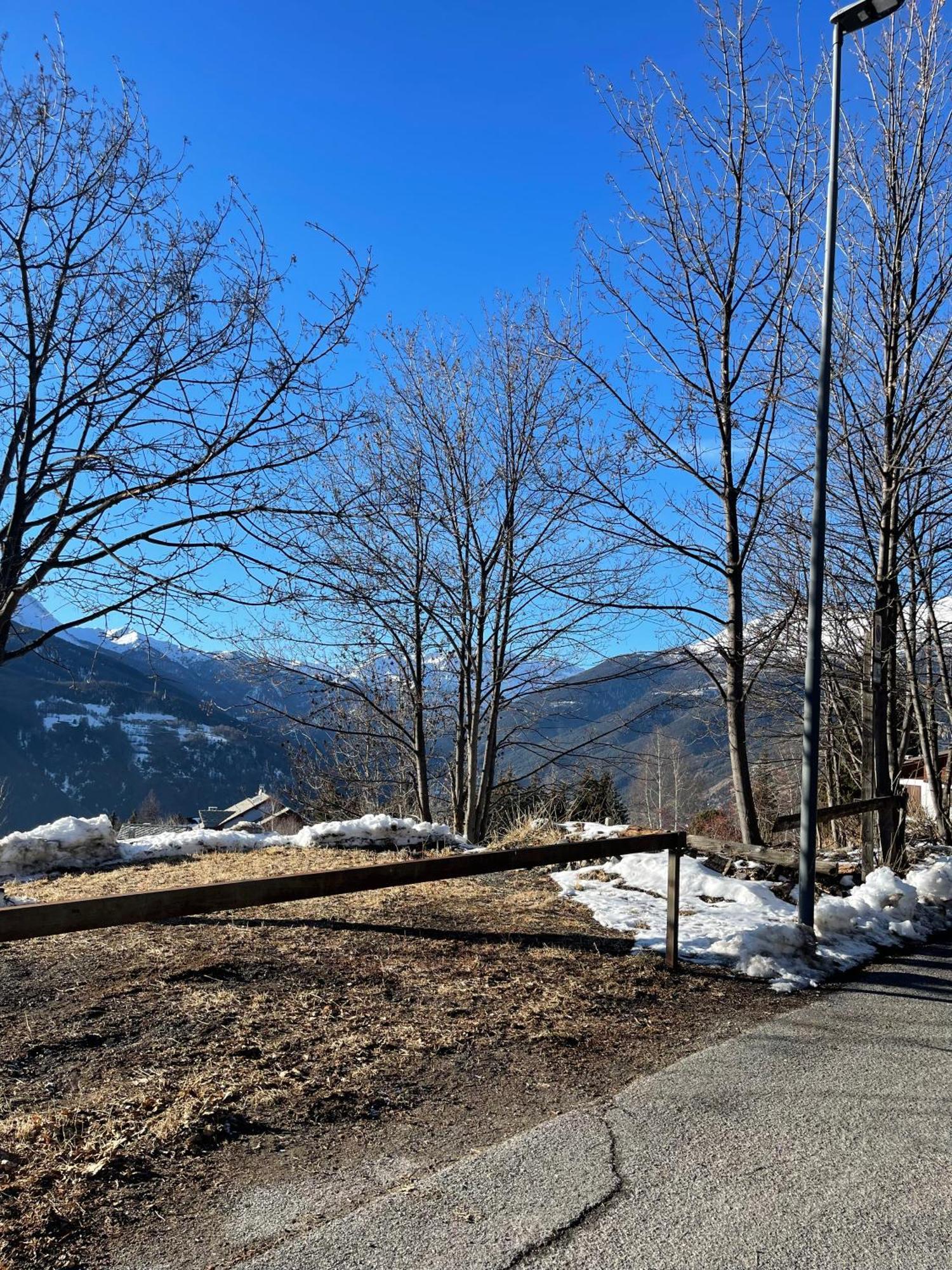 Apartamento Piccolo Nido Di Montagna Oulx Exterior foto